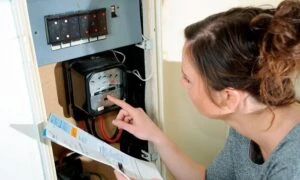 como economizar energia usando o ar-condicionado corretamente